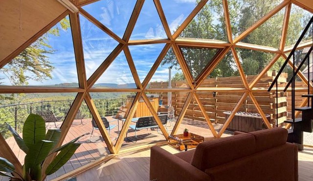 Dôme Orbe-Insolite-Sauna-Bain-Nordique-Climatisé