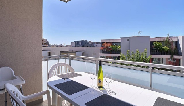 Dans les étoiles - 2 bedroom with free parking near to the city center