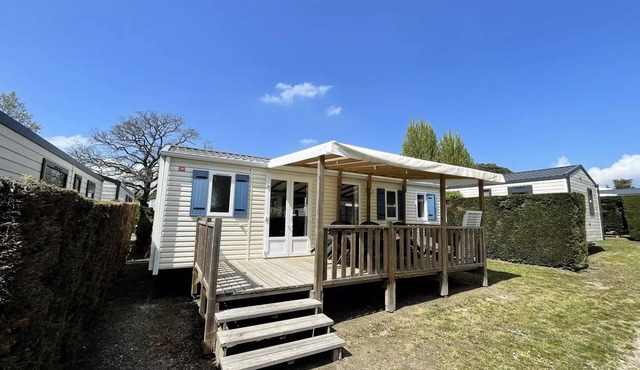 Emotion 4-Bedroom Mobile Home for 6 People + TV