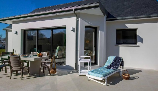 Ericaro by Interhome
