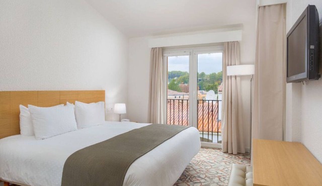 Family 2-Bed Apartment | Mougins Resort | Sleeps 6