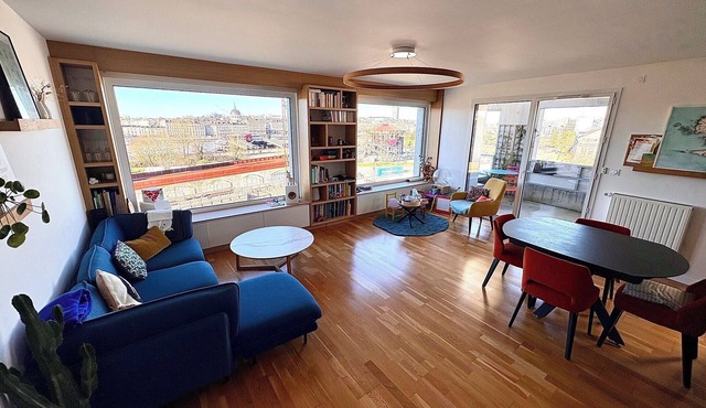 Family apartment with terrace and view of Nantes