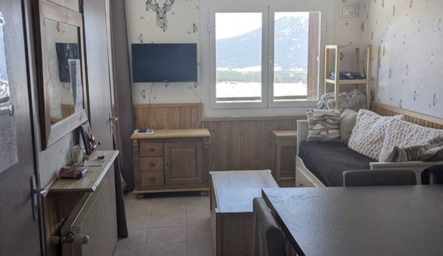 Fully-equipped apartment at the foot of the slopes, 5 minutes from the village center