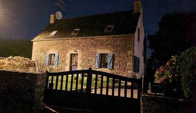 GITE DE ST ALOUR, HOUSE COMBINING ANCIENT AND MODERN CHARM