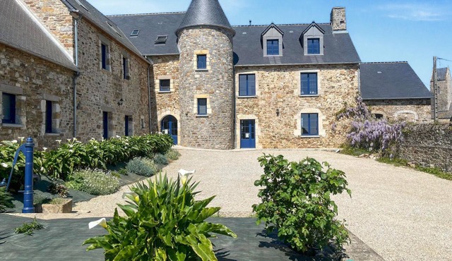 Gorgeous home in Fierville-les-Mines