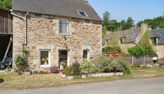 Holiday Home 'Charmant Cottage 4 Personnes' with Private Terrace and Wi-Fi