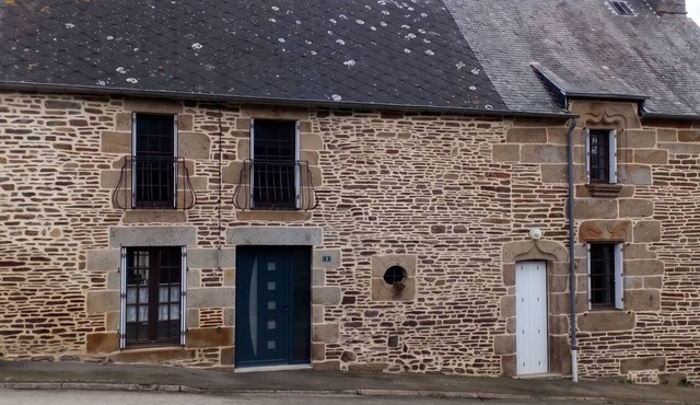 Homerez - House in Sougéal