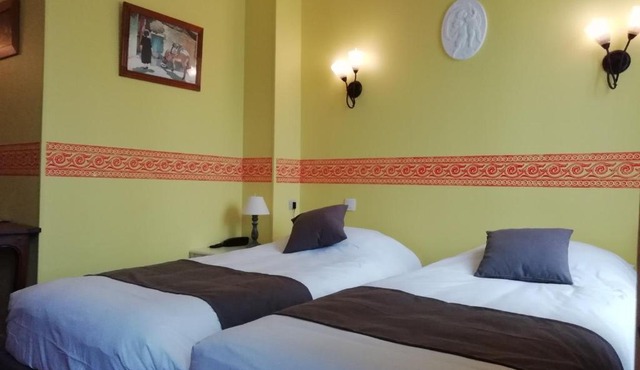 Hostellerie Saint Martin- Logis Hôtel et Restaurant