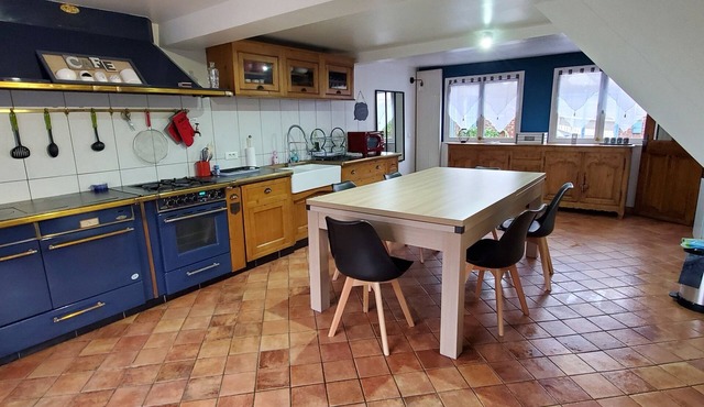 L'Escapade Picarde - 4 people - 2 bedrooms - Billiards - Near Amiens