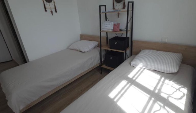 La Pie Qui têtte-Chambre 3 avec salle de repas commune