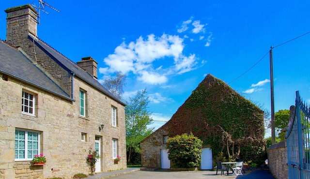 La Pistollerie Cottage 9km from the Sea