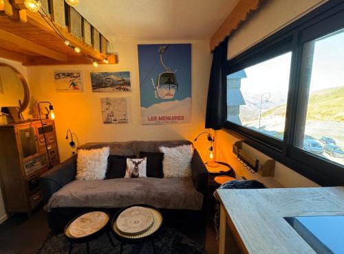 Les Menuires centre! Chaleureux studio sur les pistes!