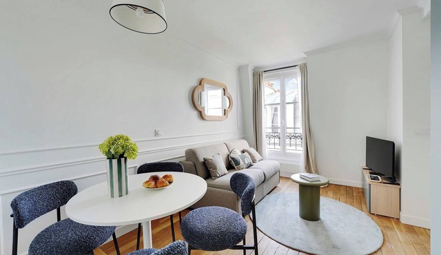 Magnificent apartment- 1BR-4P - Tour-Eiffel