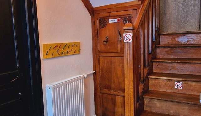 Maison Avec Terrasse,4 Chambres, 3 Sde, en Plein Centre-ville