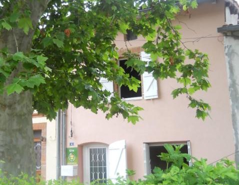 Maison charmante à Aignes avec jardin et barbecue