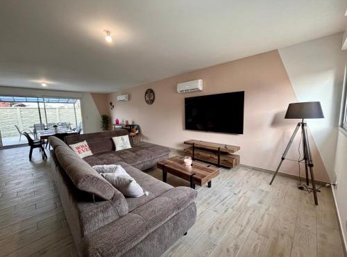 Maison Rosa - Maison moderne cozy avec extérieur