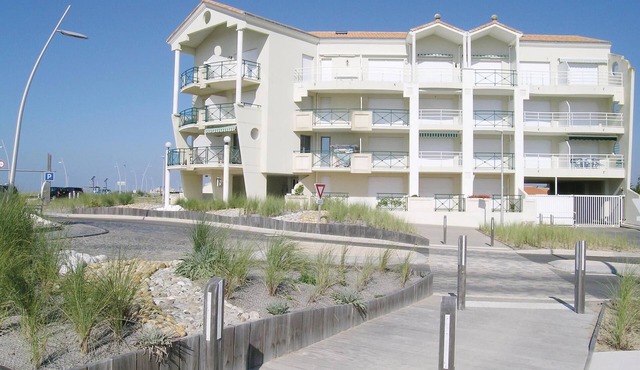 Nice apartment in St. Hilaire de Riez