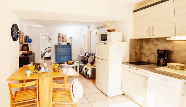 Nice T3 (2 bedrooms) 6 pers. 250m from the SEA with HEATED SWIMMING POOL & TENNIS (4)