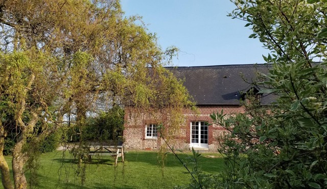 Normannisches Ferienhaus mit Charme les châtaigniers 1 Zimmer by Interhome