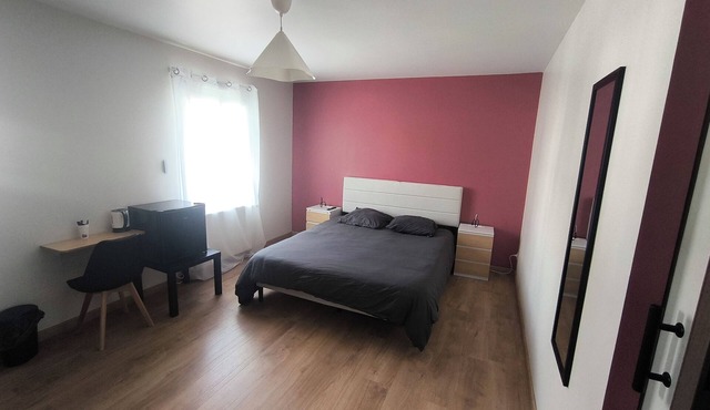 Notre Dame d'Orgemont pink room 3