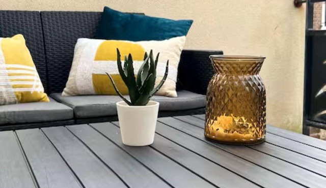 Penthouse, 50 metres from the beach and town center