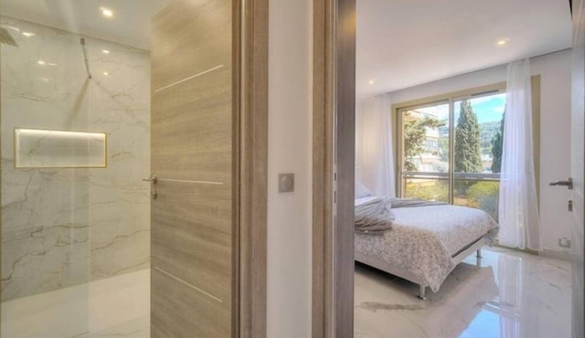 Prestigious apartment in Cannes