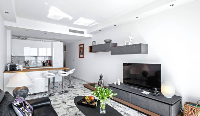 Promenade Pearl - Stunning sea View Flat on the Promenade des Anglais