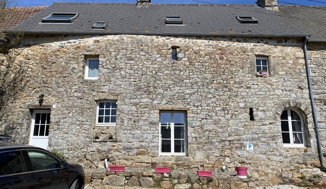 Quiet country house 15 minutes from the beaches!