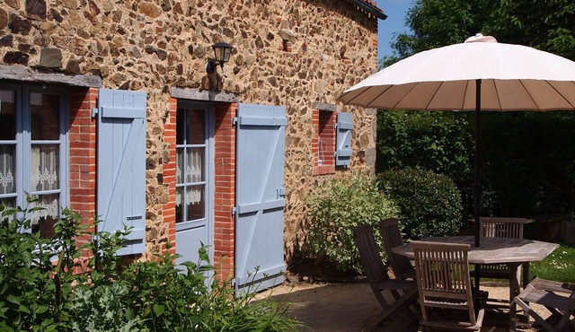 Saint Prouant: Country Cottage/Gite - Saint prouant