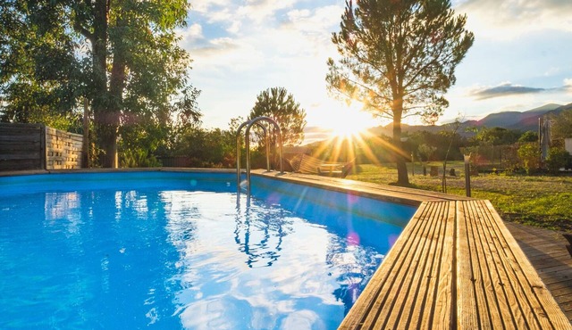 Self-catering in the mountains Pets welcome in the heart of nature Domaine Pedra Llampada