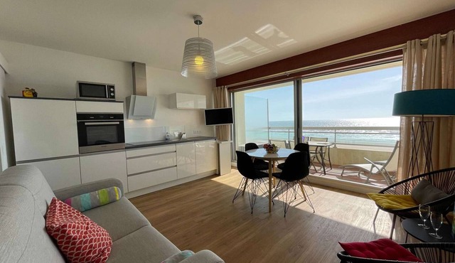 Spacious studio cabin 4 pers, balcony, renovated, near ocean, Saint-Hilaire-de-Riez