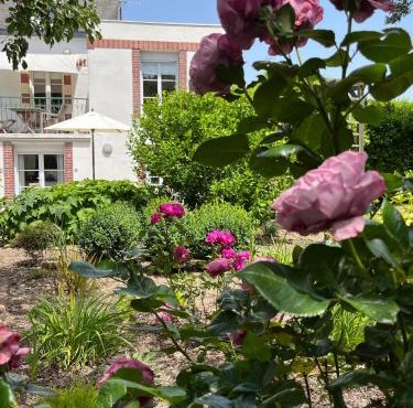 Studio GîTE COSY sur Jardin