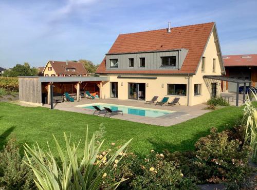 Superbe Villa Jacuzzi & Piscine au cœur des vignes