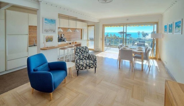 Upstays Sea View Pool Terrace 75m² Apartment