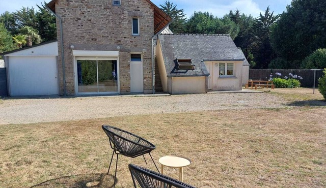 Vacation home, golden triangle of Beg Meil