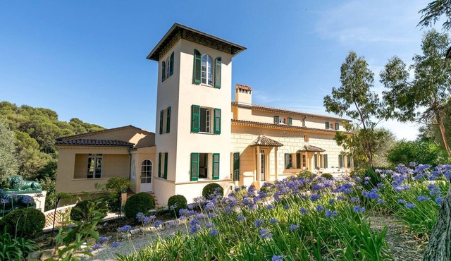 Villa Saint-Veran - Seven Bedroom Villa, Sleeps 14