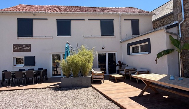 Welcome to Our Warm and Friendly Holiday Home!