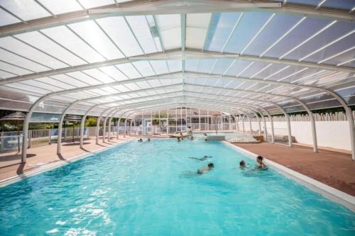 ZEcamping 3 animaux acceptés club enfant piscine couverte