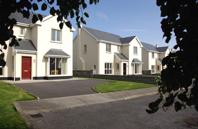 Doonbeg Holiday Homes 3 bed in Doonbeg