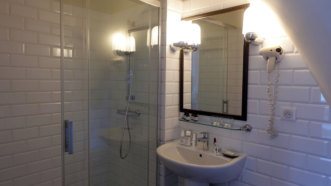 Photo of Bathroom in Barneville-Carteret
