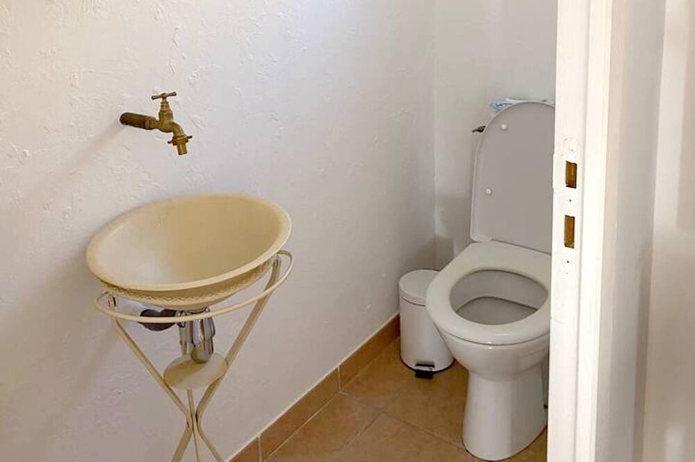 Photo of Bathroom in Les Sablettes