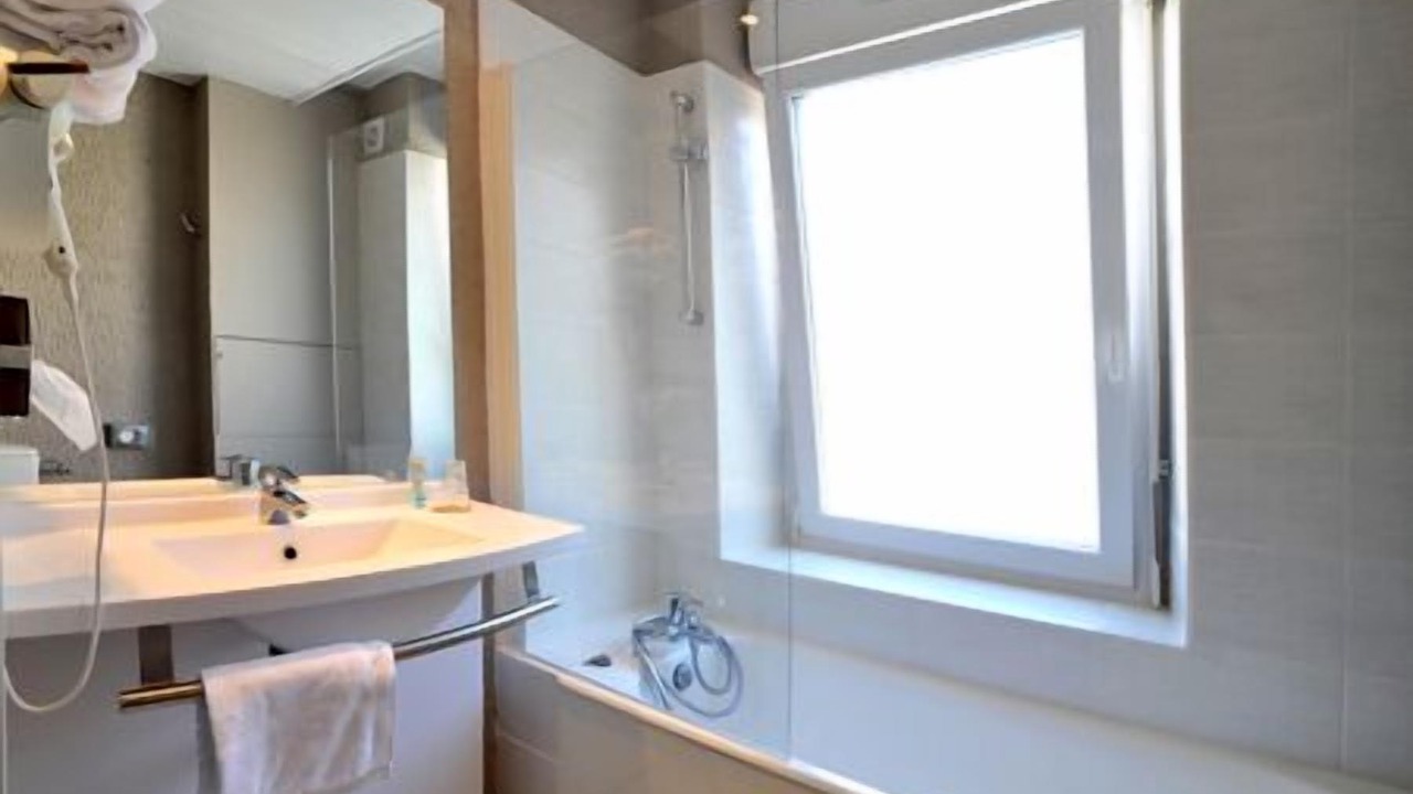Photo of Bathroom in Remiremont