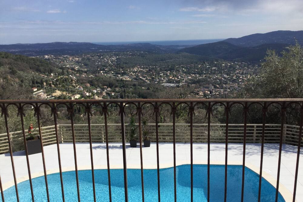 Photo of Patio Balcony in Cabris