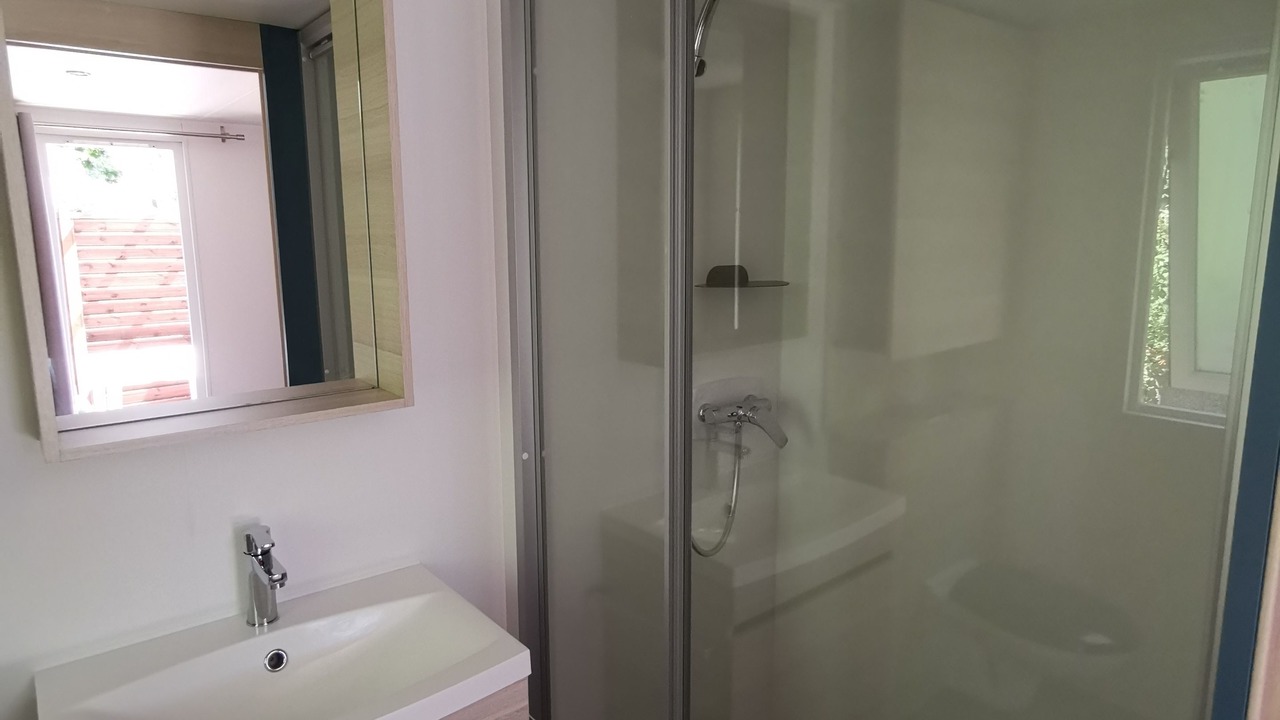 Photo of Bathroom in La Foret-Fouesnant
