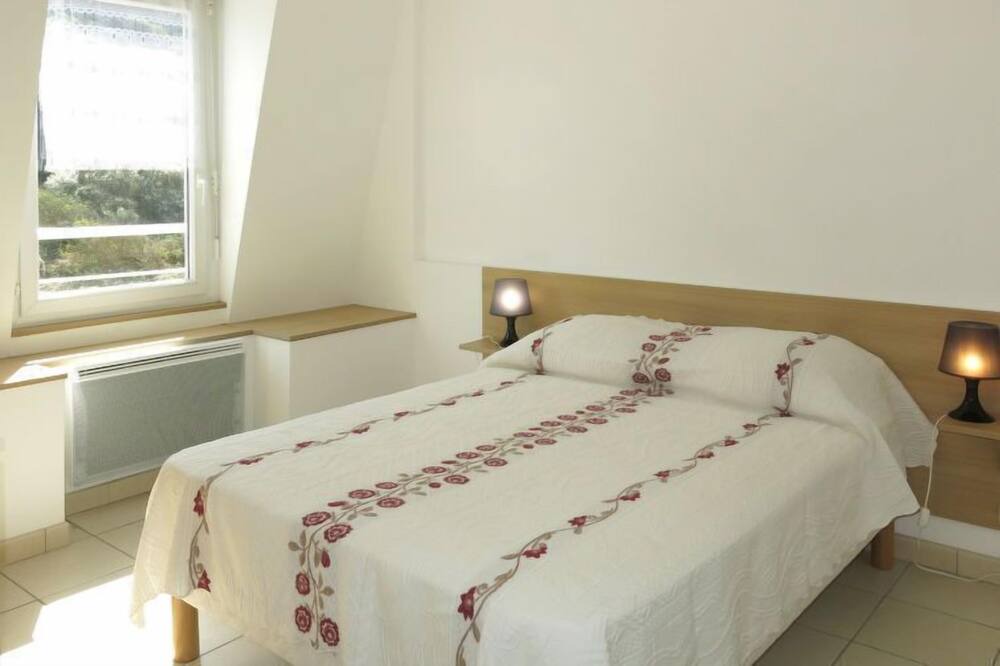 Photo of Bedroom in Planguenoual