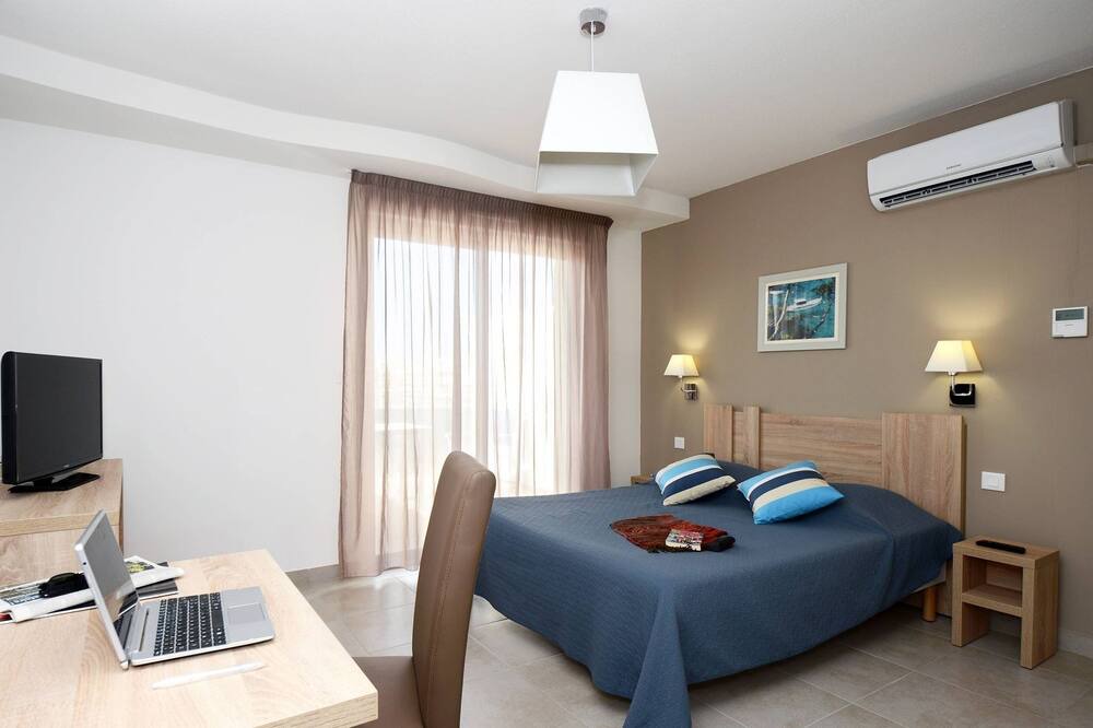 Photo of Bedroom in Le Barcares