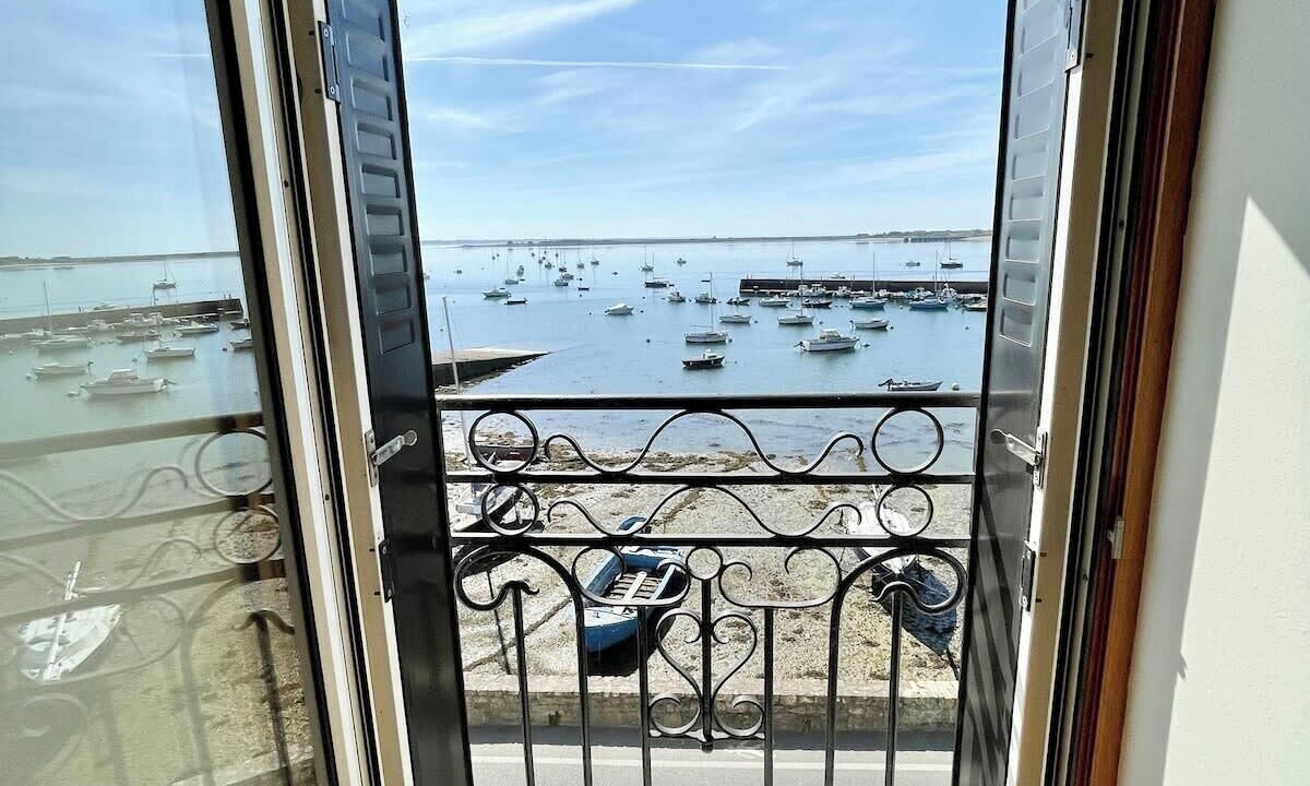 Photo of Others in Port-Louis