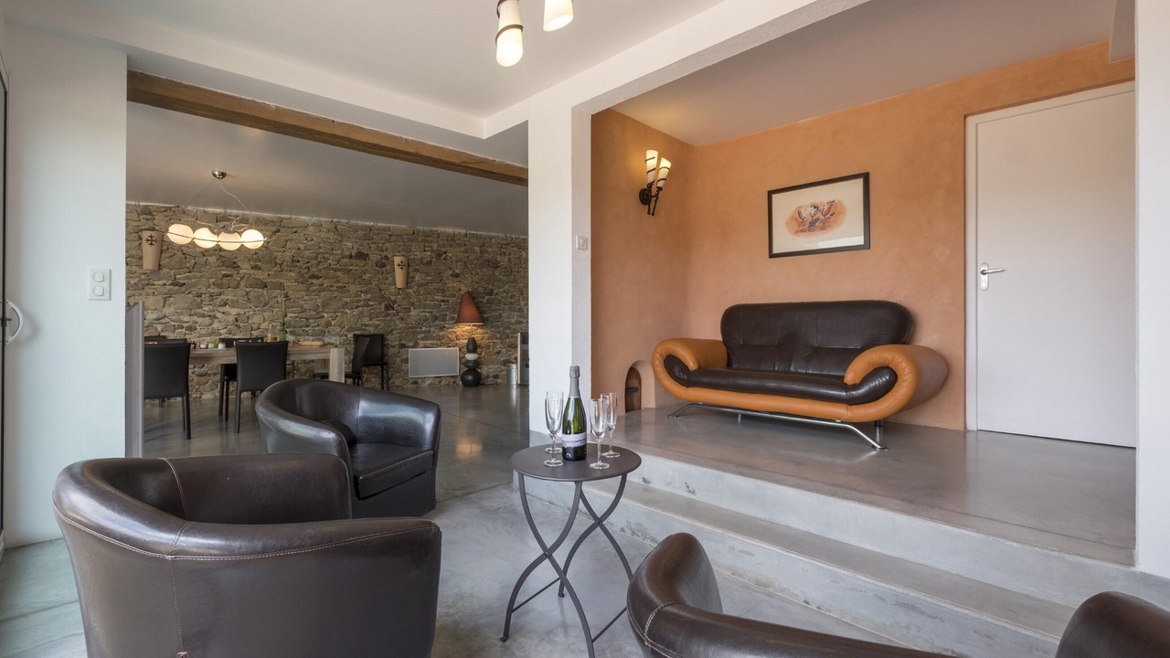 Photo of Livingroom in La Digne-d'Aval