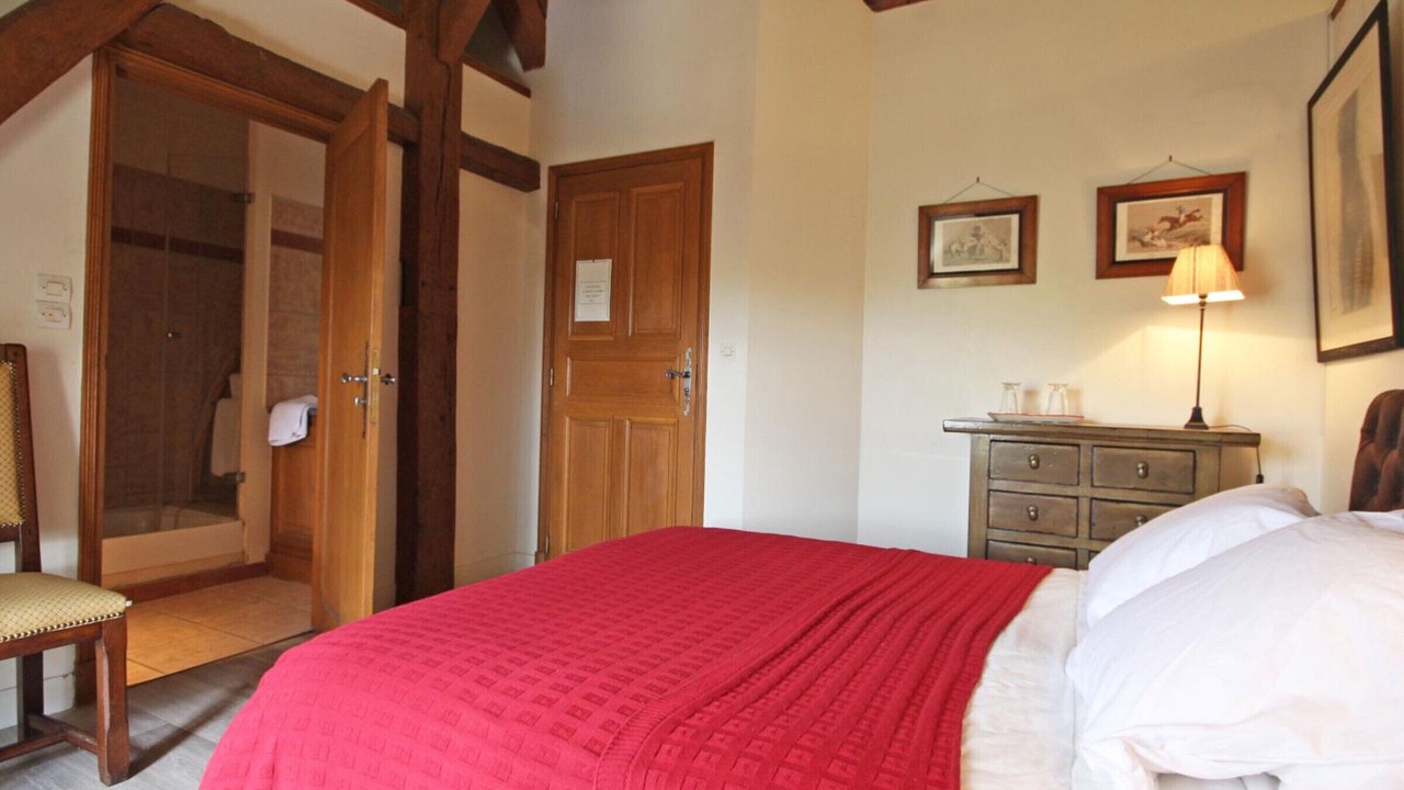 Photo of Bedroom in Longny les Villages