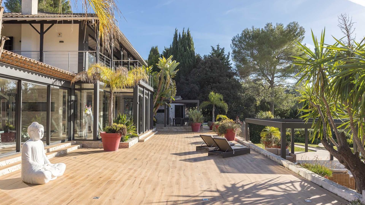 Photo of Patio Balcony in California - Pezou